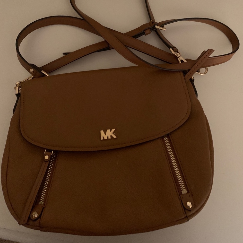 Authentic Michael Kors Shoulder/Handbag